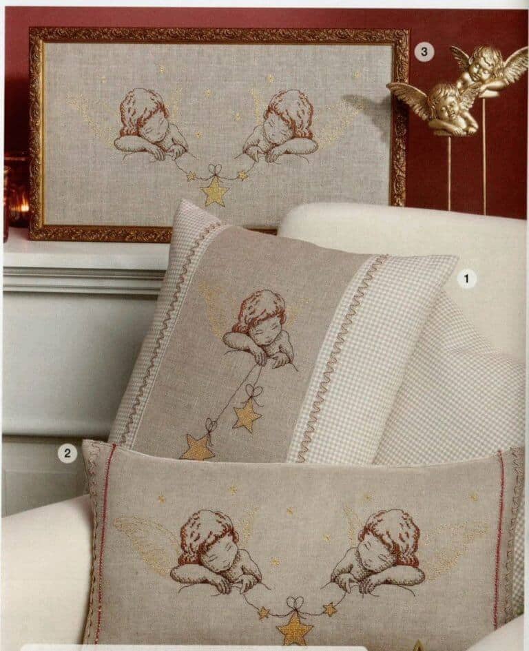 Free embroidery design “Angels” for pillow