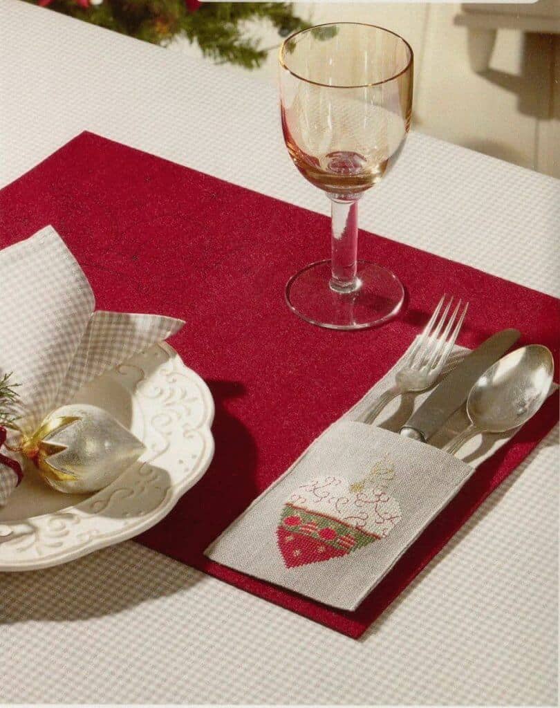 Free embroidery design"Napkin for Christmas table" Free embroidery
